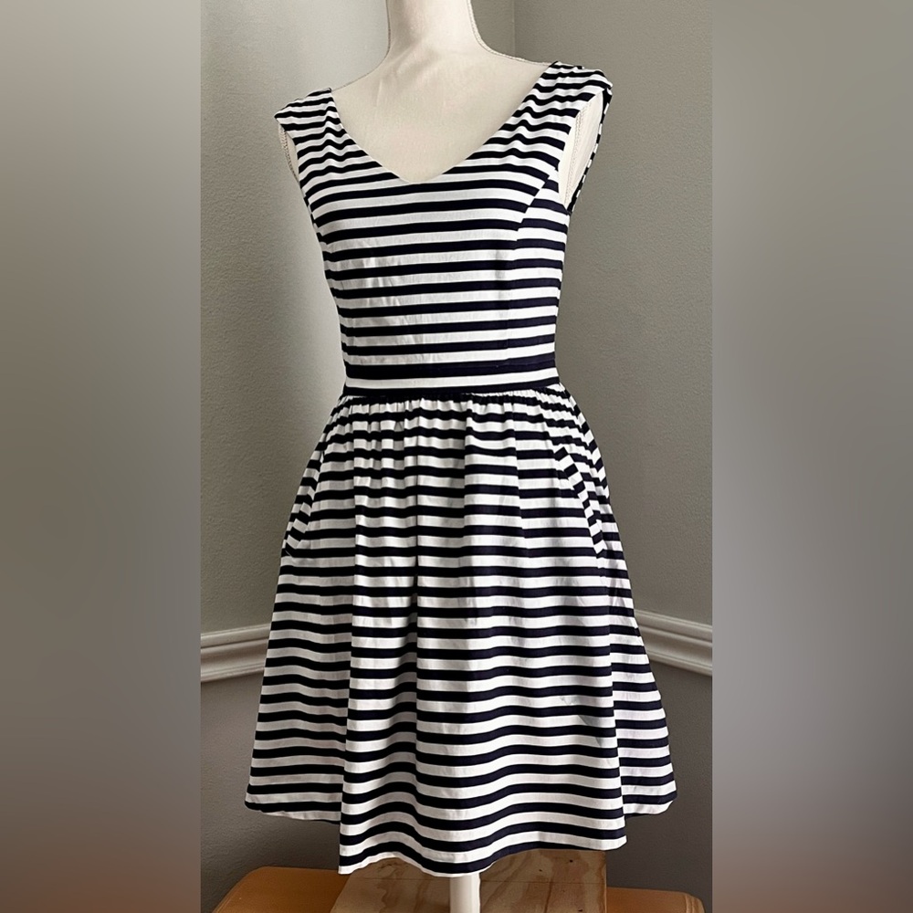 - ZARA WOMENS DRESS, BLUE & WHITE STRIPE, SIZE Small